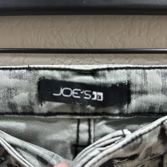 Joe's Jeans Gray Skinny Leopard Print - Picture 4 of 7